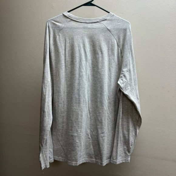 Old Navy heathered tan long sleeve shirt - Picture 2 of 4